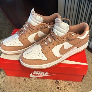Women’s Nike Dunk Rose Whisper